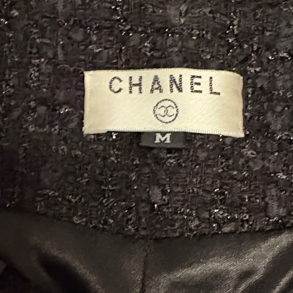 Chanel Black Tweed Blazer - Picture 12 of 12